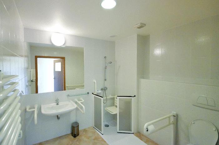 Hotel A4 Mop Kepnica Jaworzno Rum bild