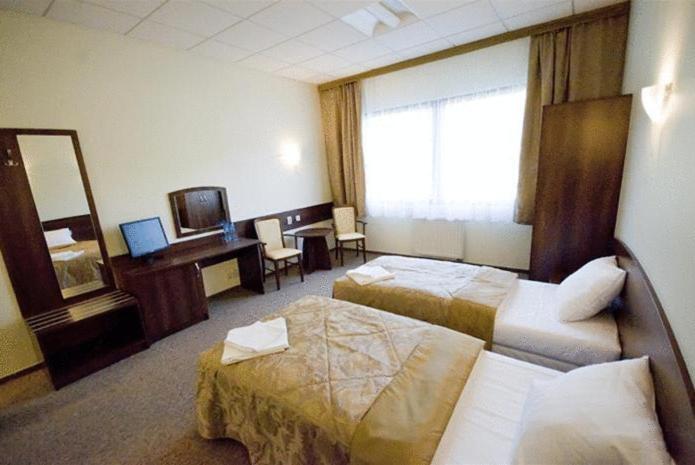Hotel A4 Mop Kepnica Jaworzno Rum bild